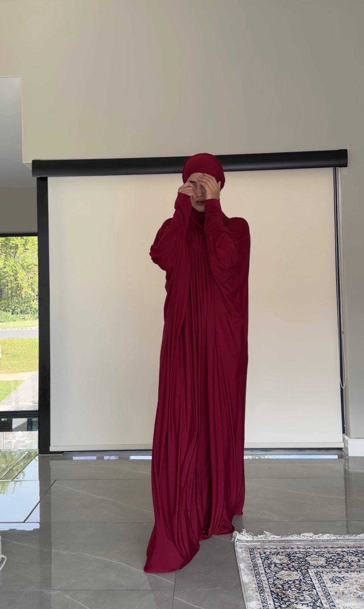 Maroon stretch long jilbaab