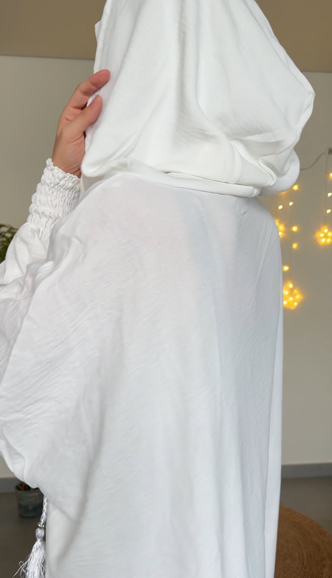 White burqa with no dots