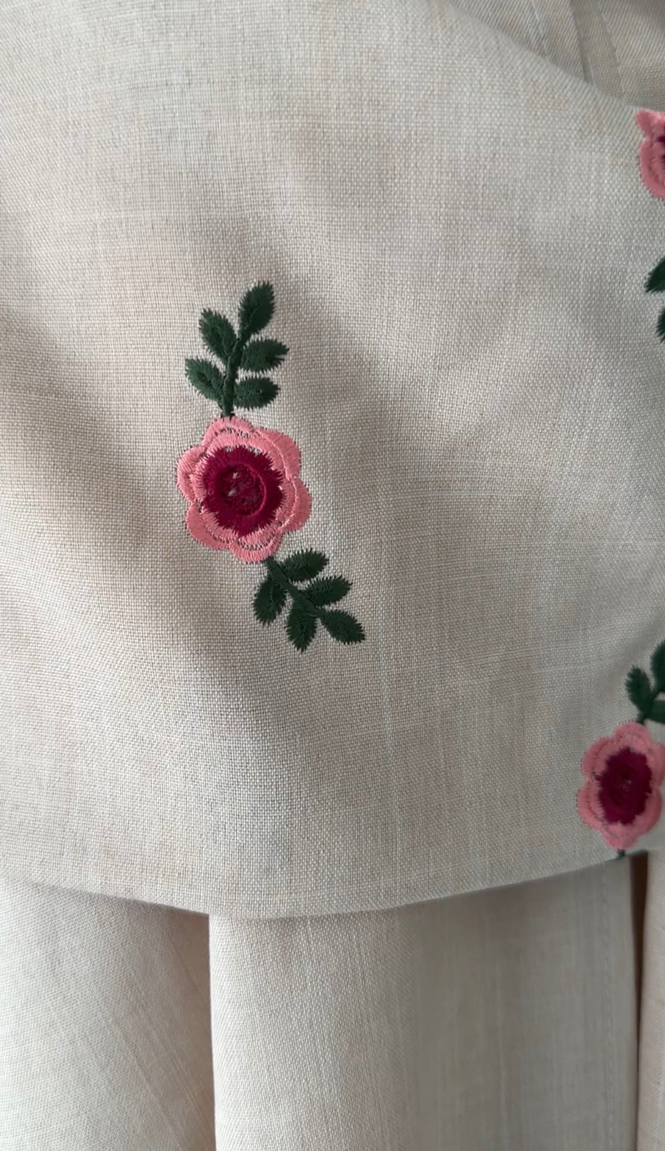 Pink flower 🌺 Abayah