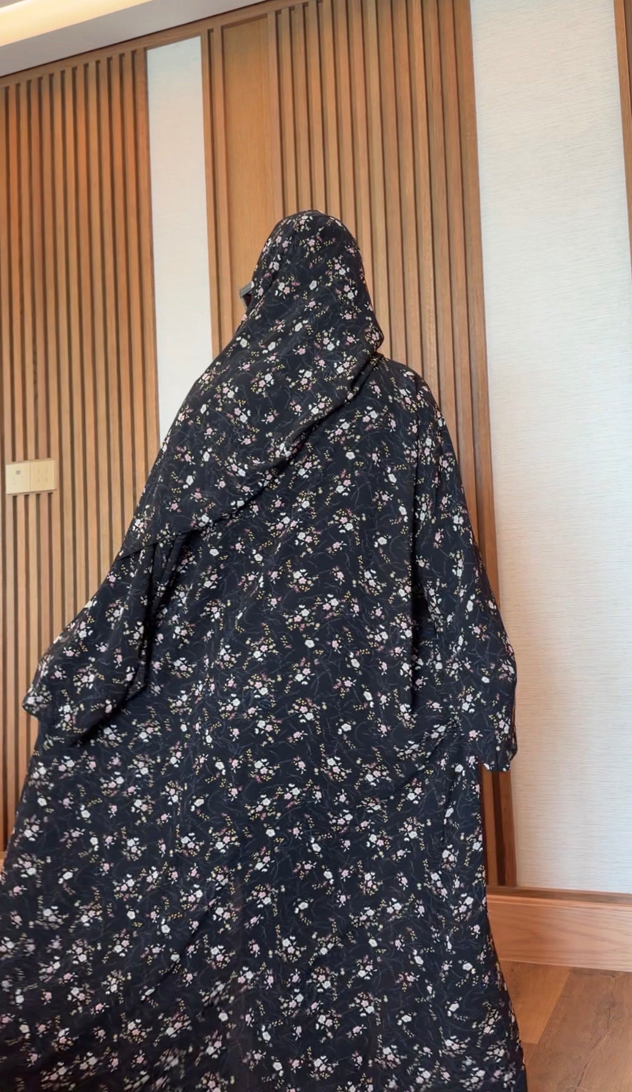 Black printed abayah