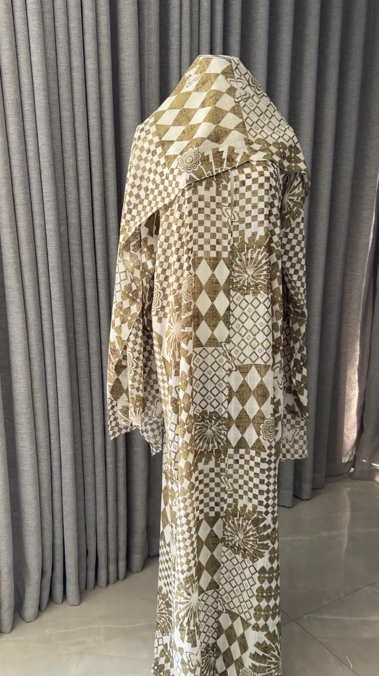 Army Green Geometric Abayah