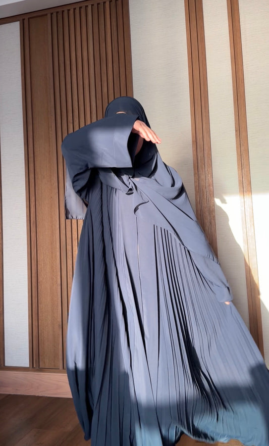 Navy pleat abayah