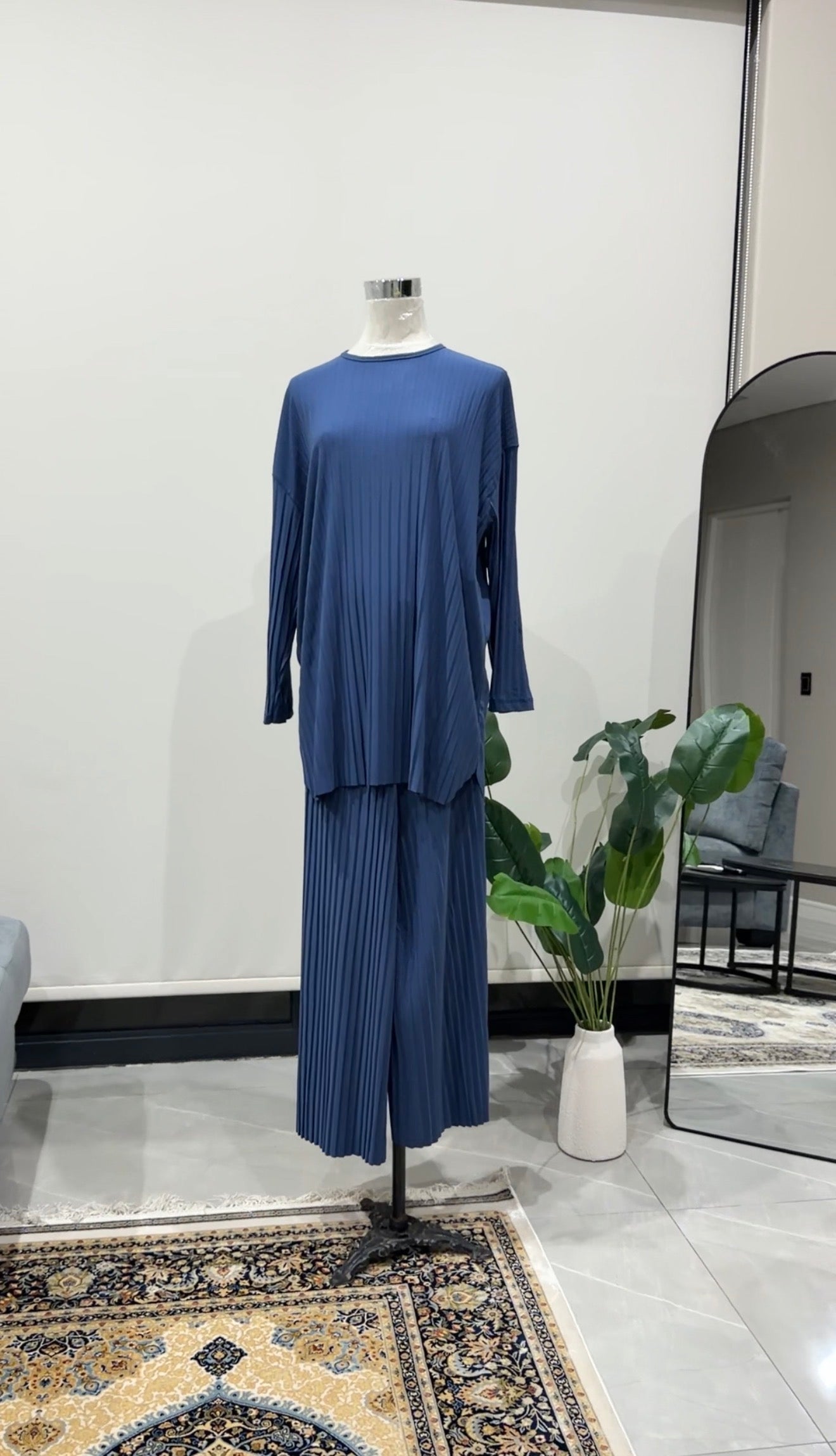 Blue Pleat Set