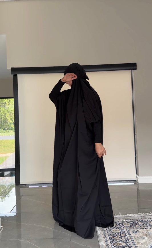 Black long jilbaab