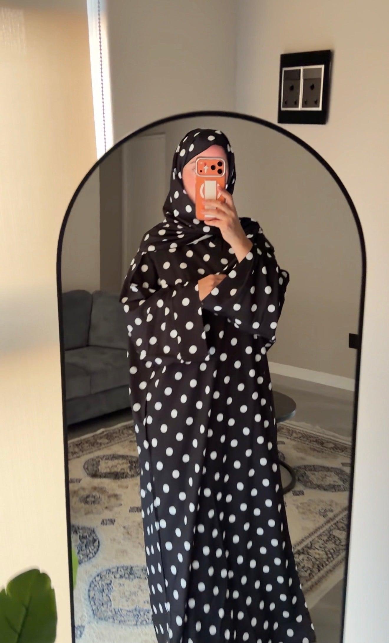 Polka dot abayah