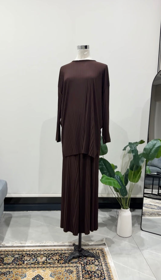 Brown Pleat Set