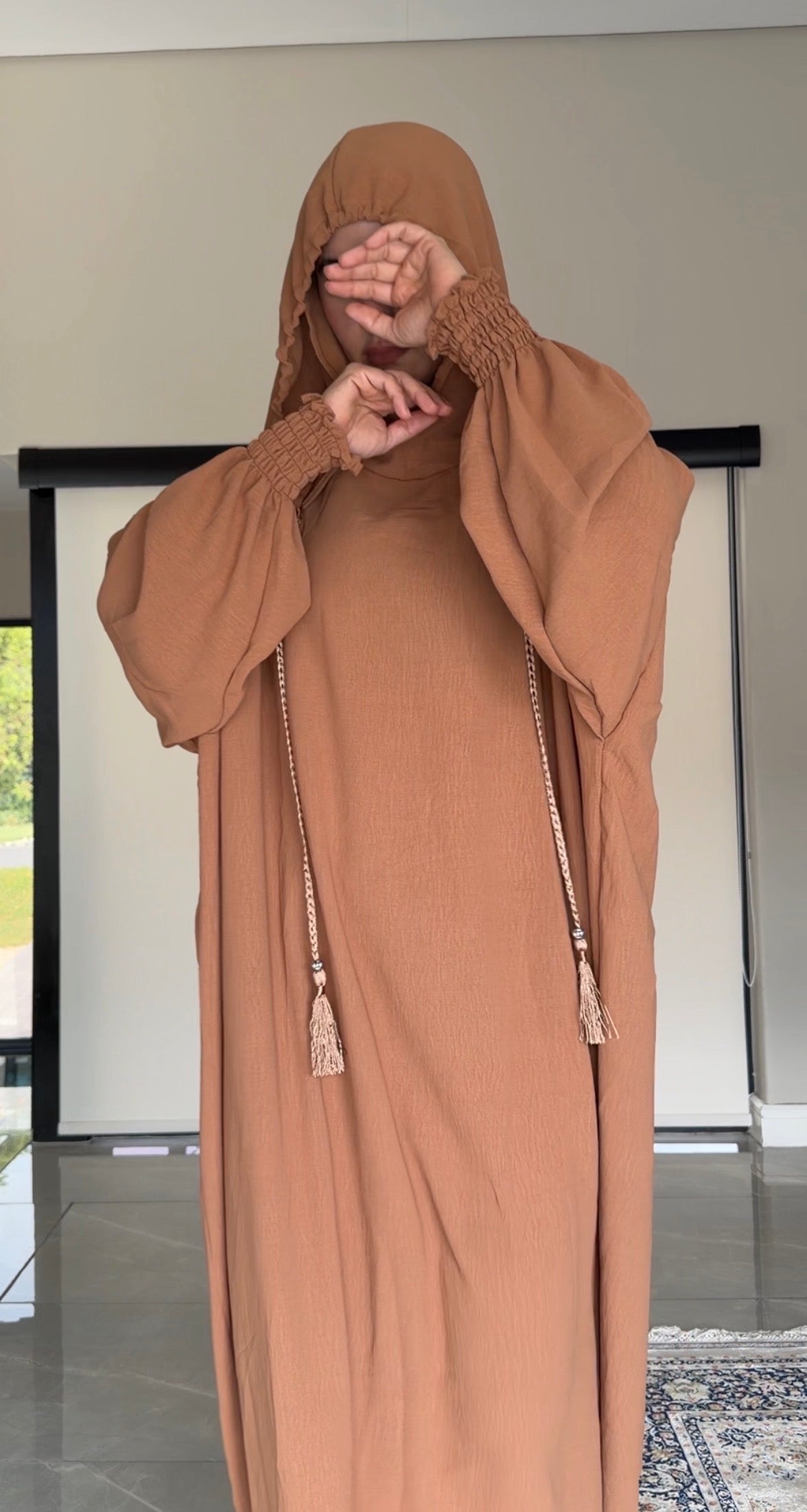 Brown burqa without dots