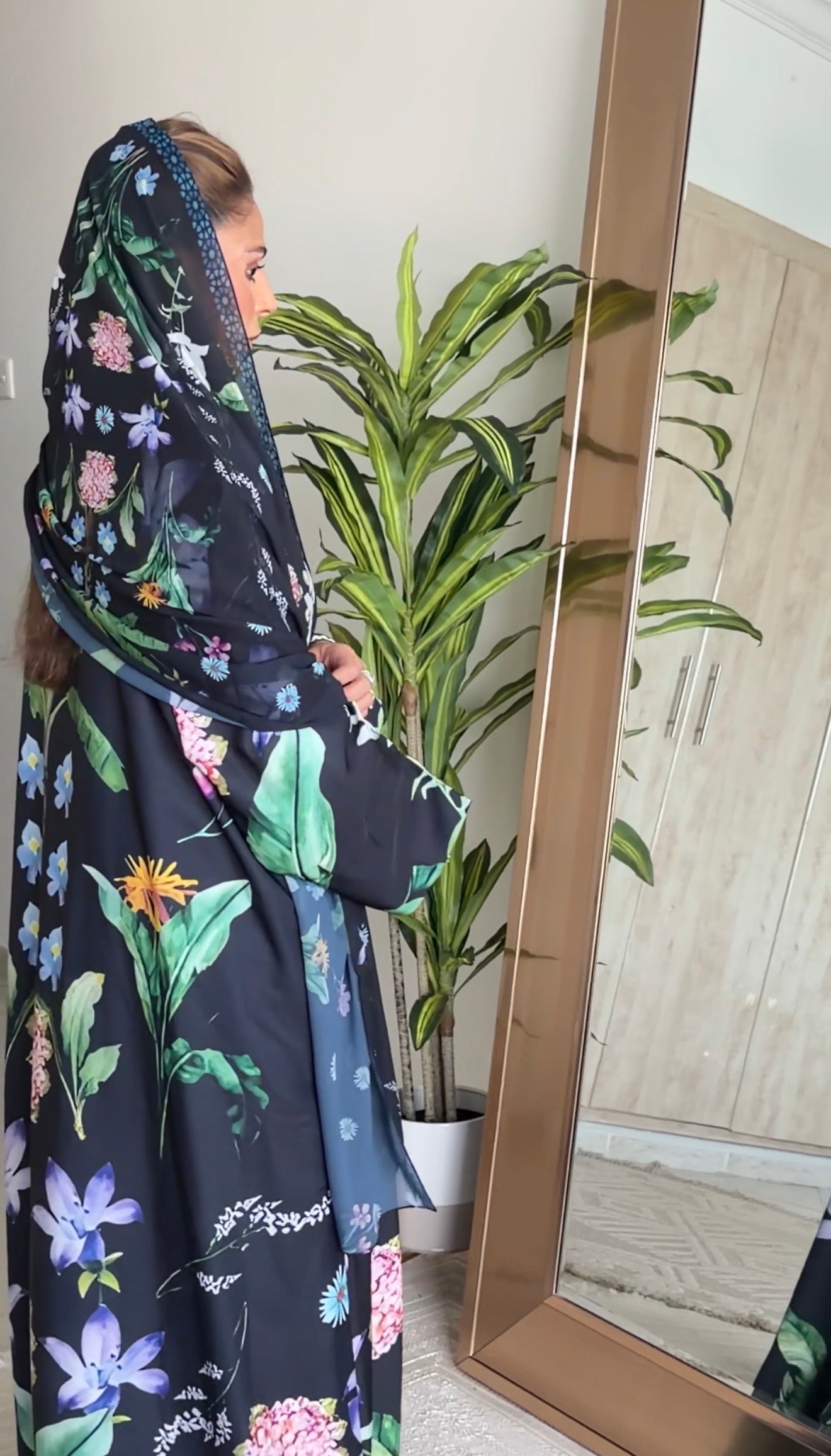 Black Floral Abayah