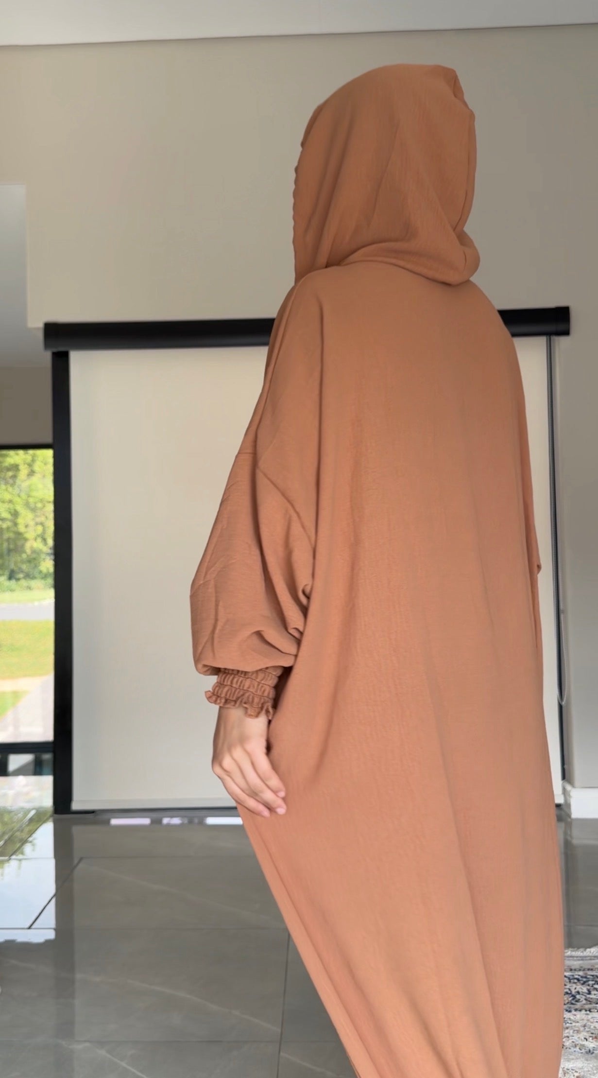 Brown burqa without dots