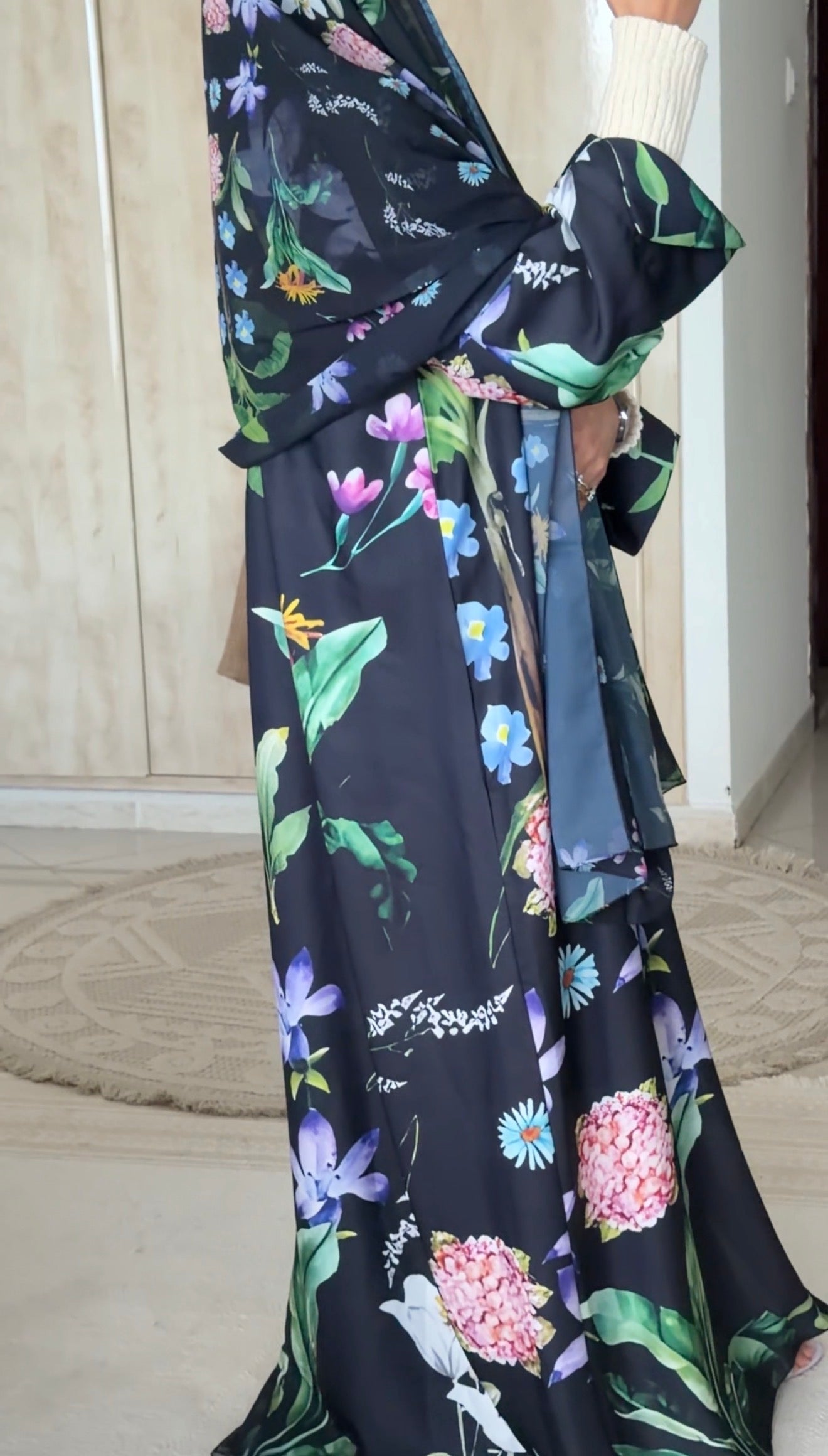 Black Floral Abayah
