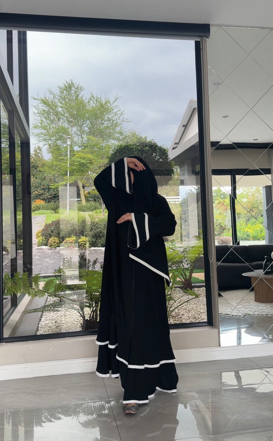 Black with white pleat abayah