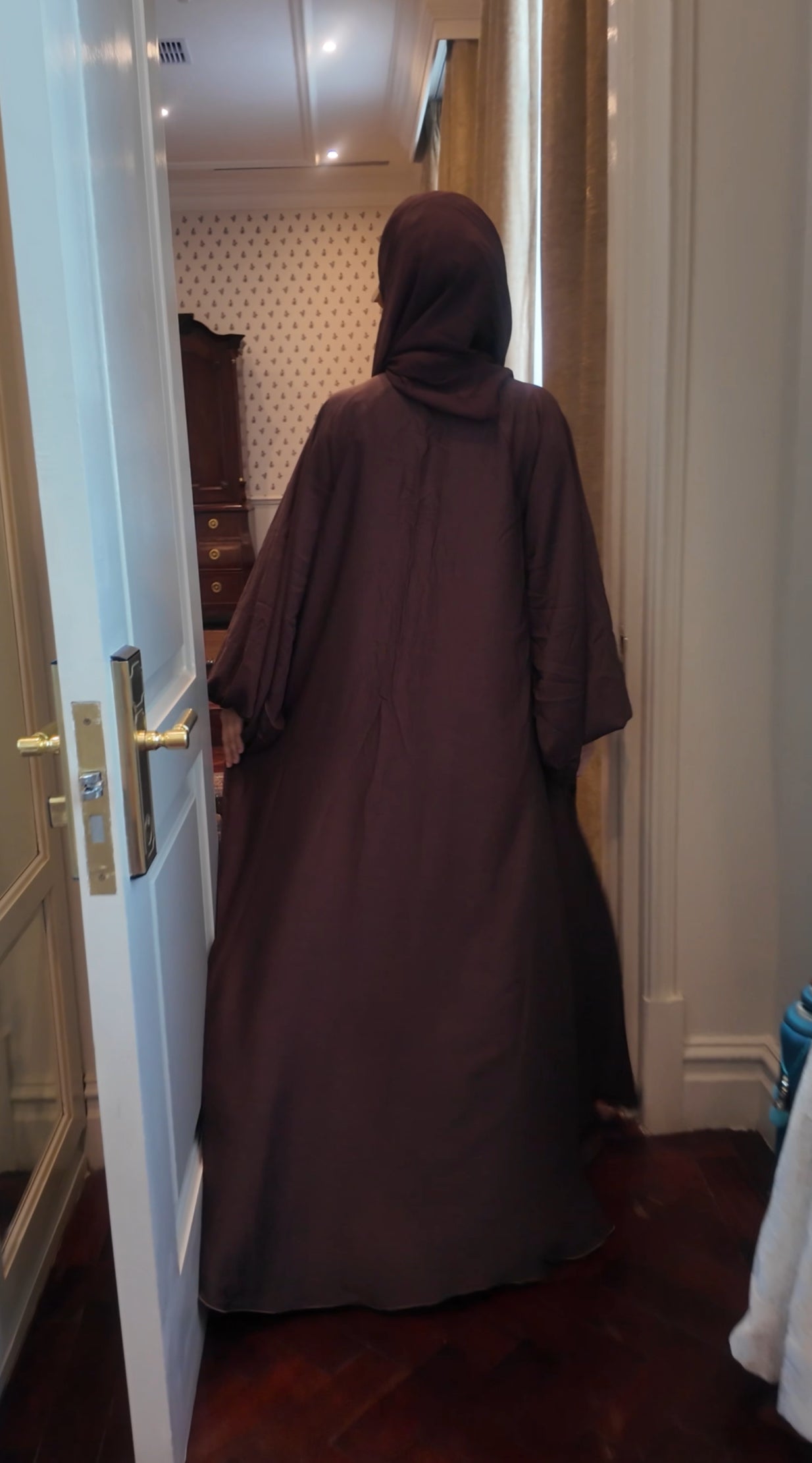 Chestnut Brown flow Abayah with attached hijab