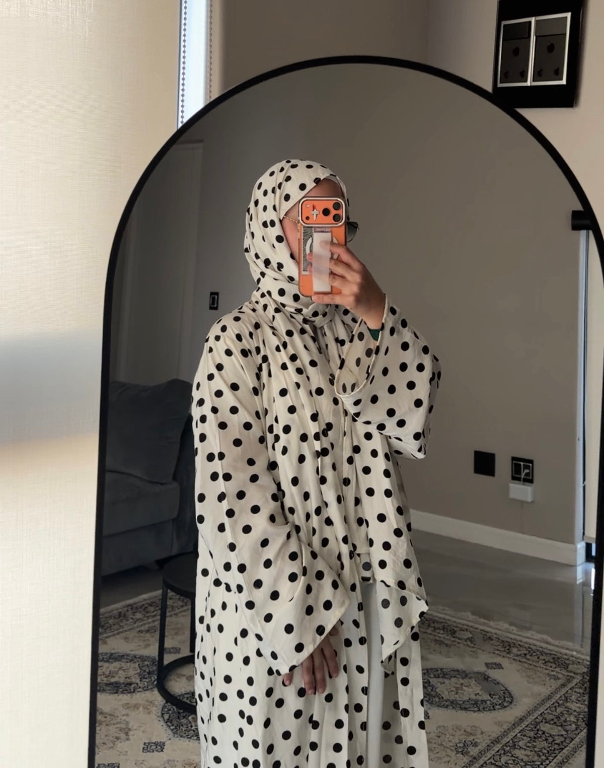 Polka dot abayah