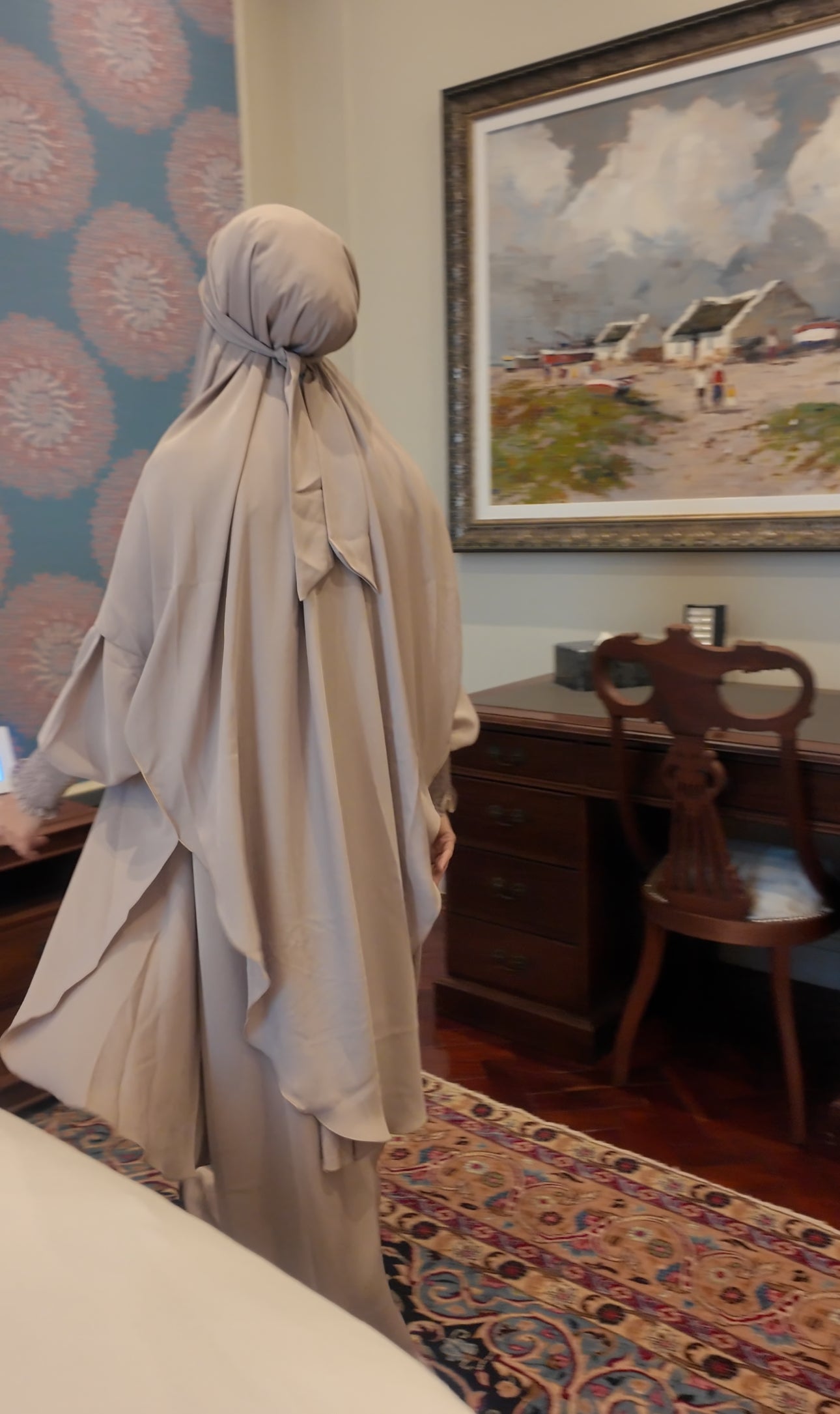 Beige Nada fabric Jilbab with long sleeve inner