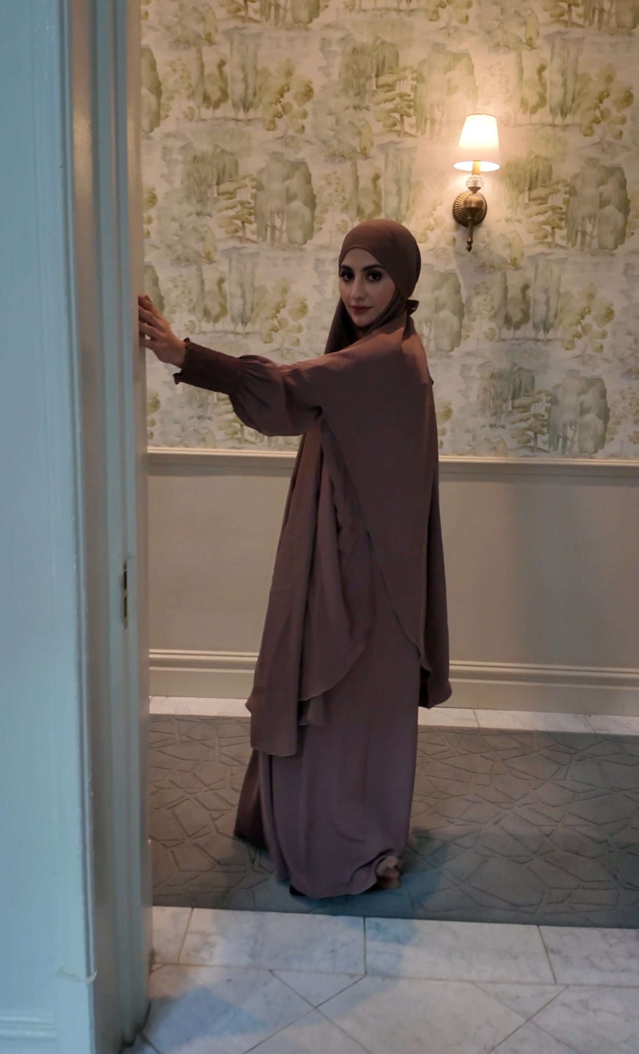 Light Brown Nada fabric Jilbab with long sleeve inner