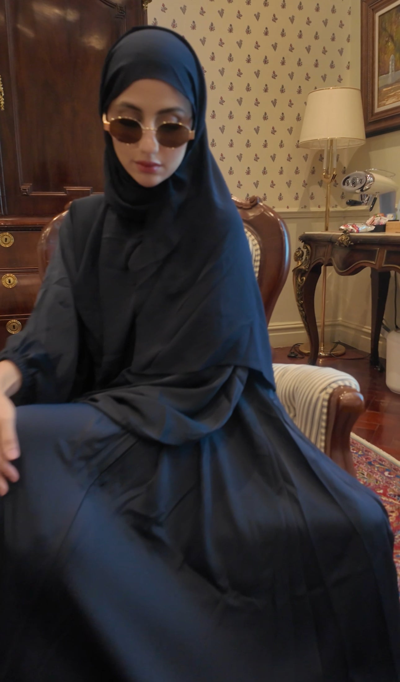 Black flow abayah with attached hijab
