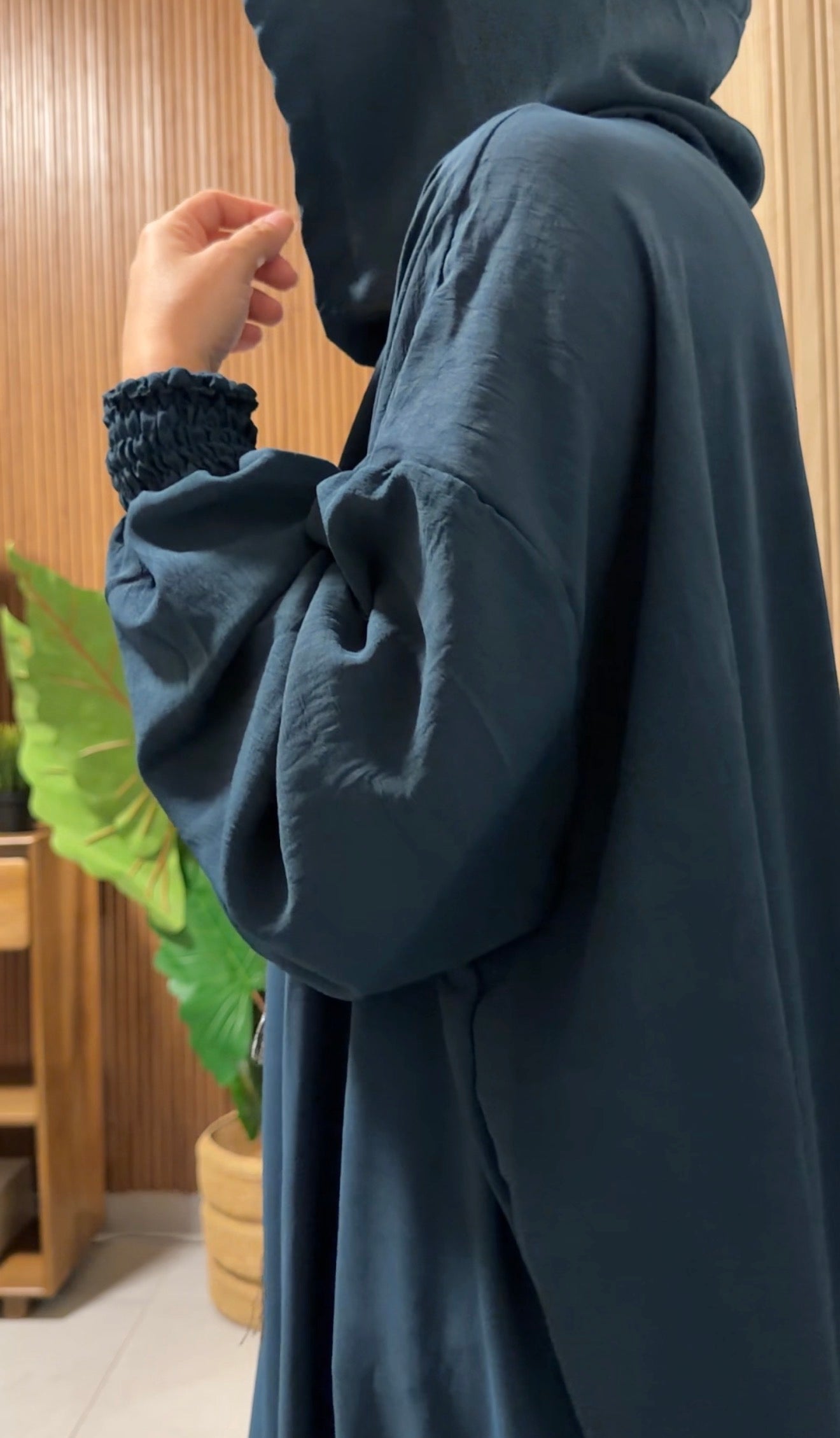 Teal burqa with no dots