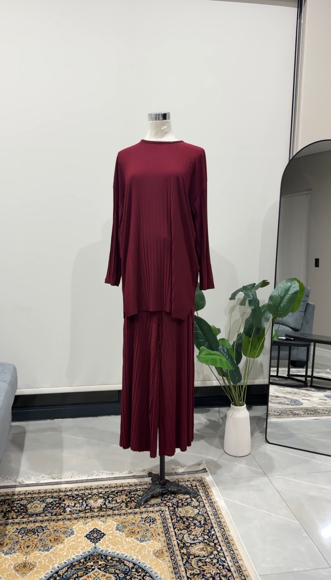 Maroon Pleat Set