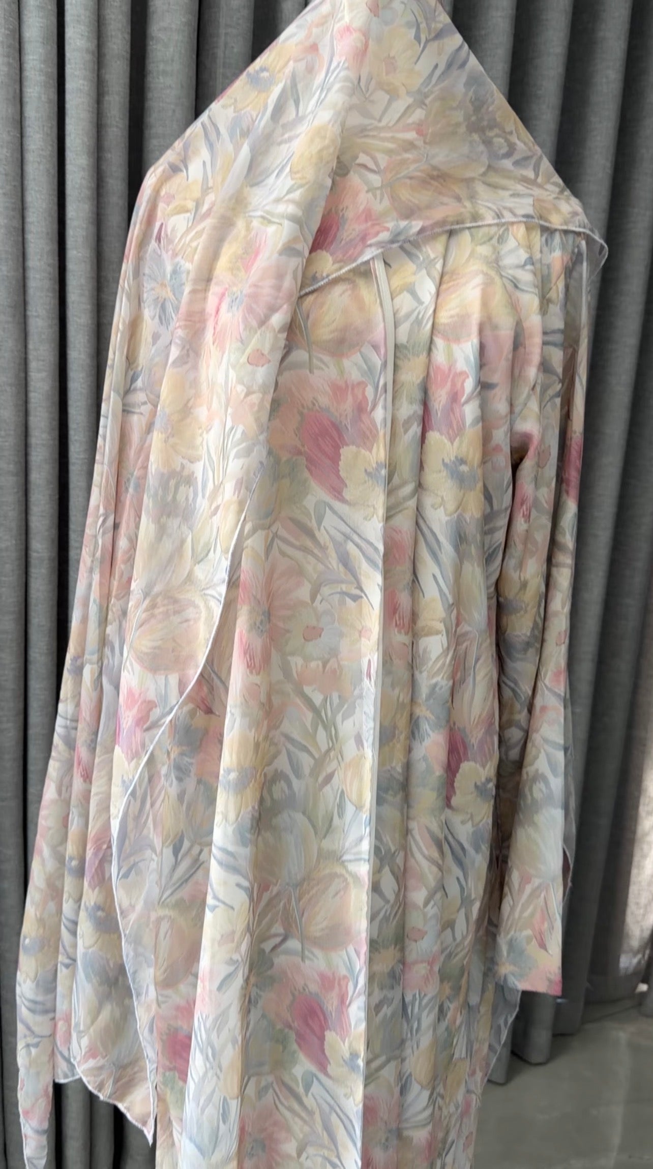 Soft Pastel Colour Abayah