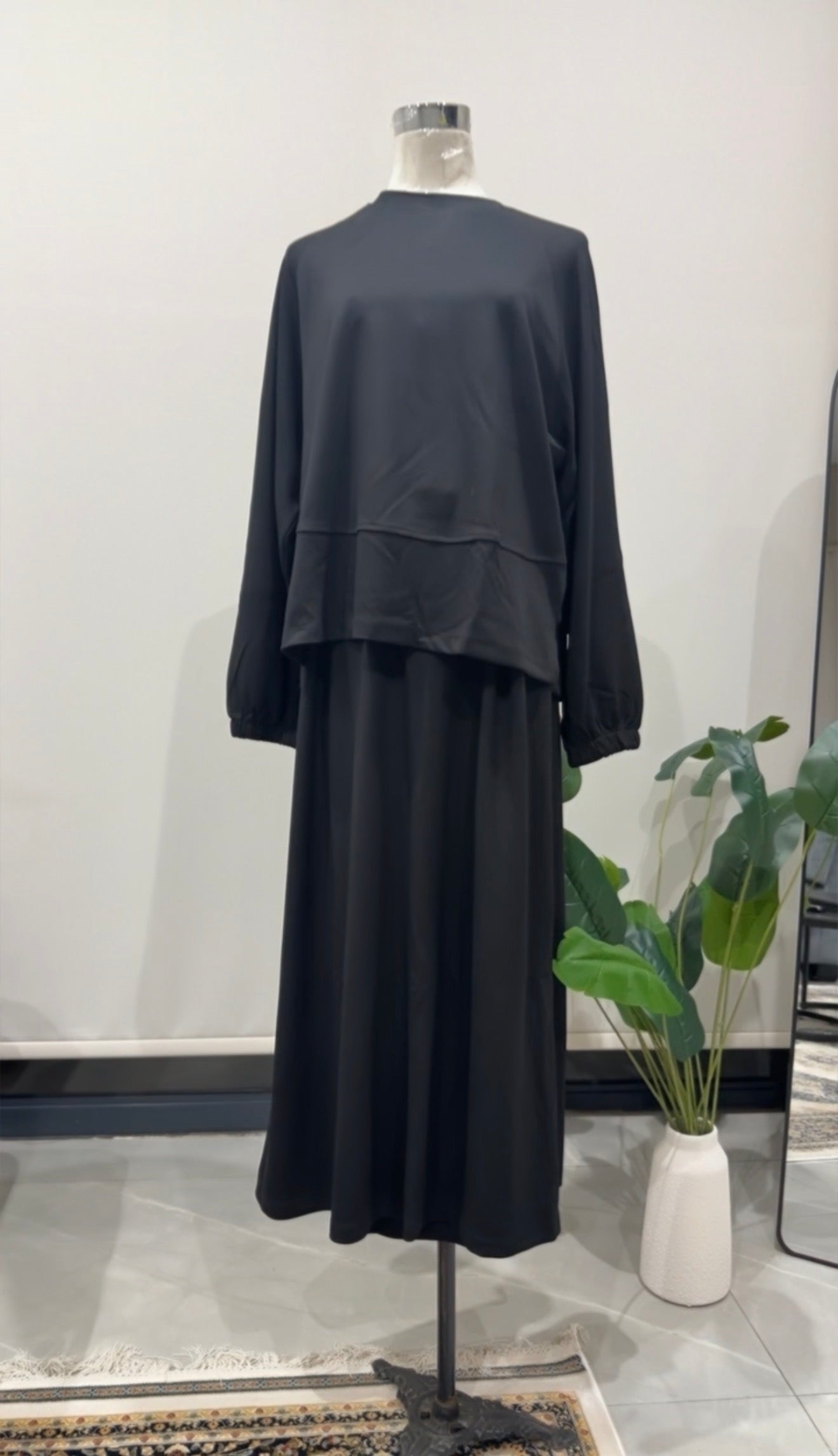 Black Skirt Set
