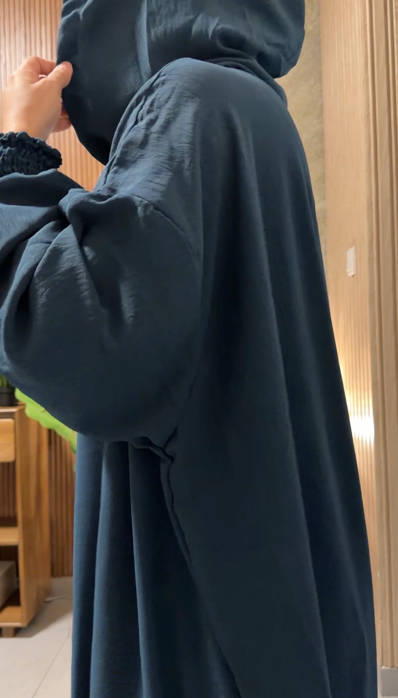 Teal burqa with no dots