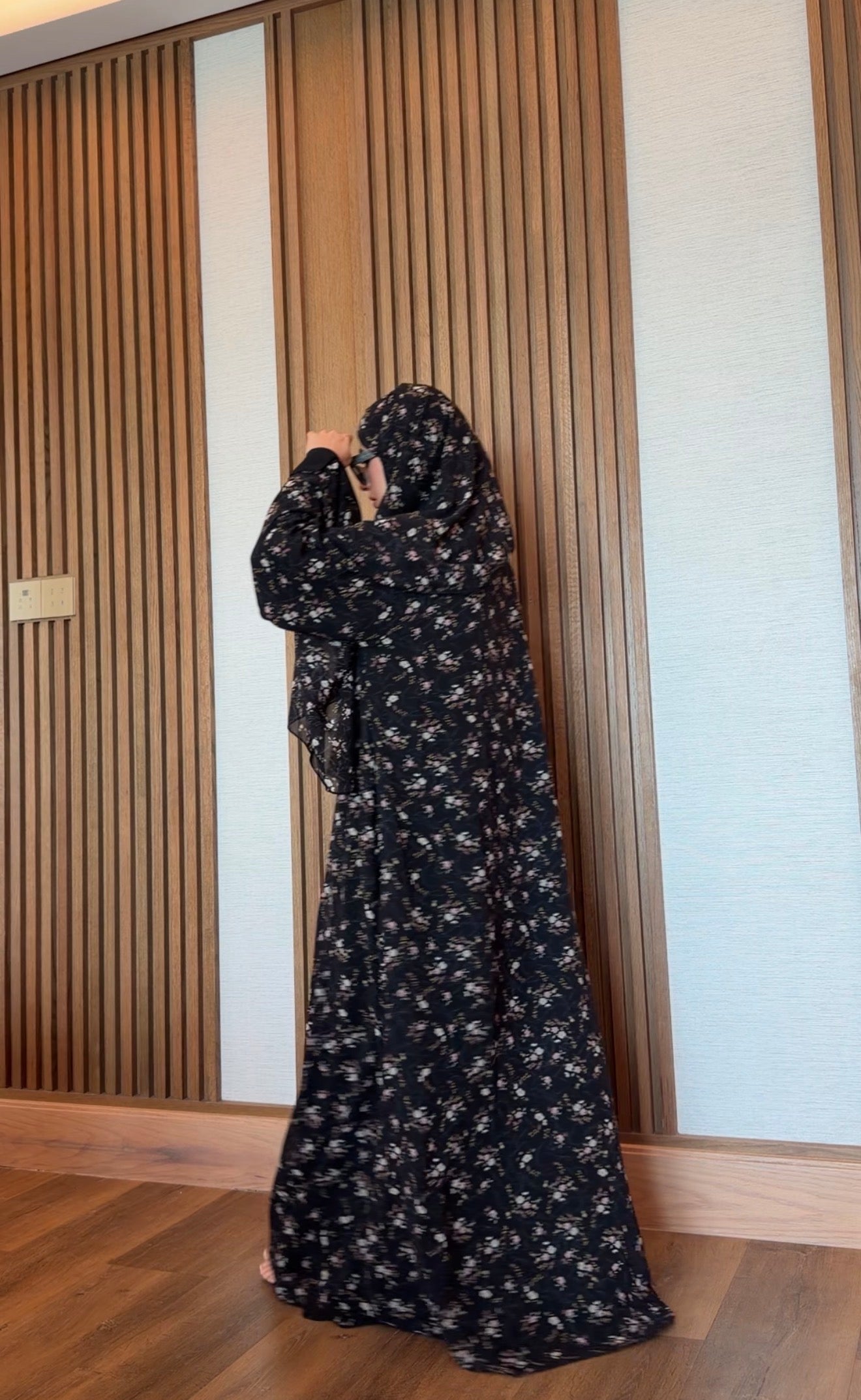 Black printed abayah