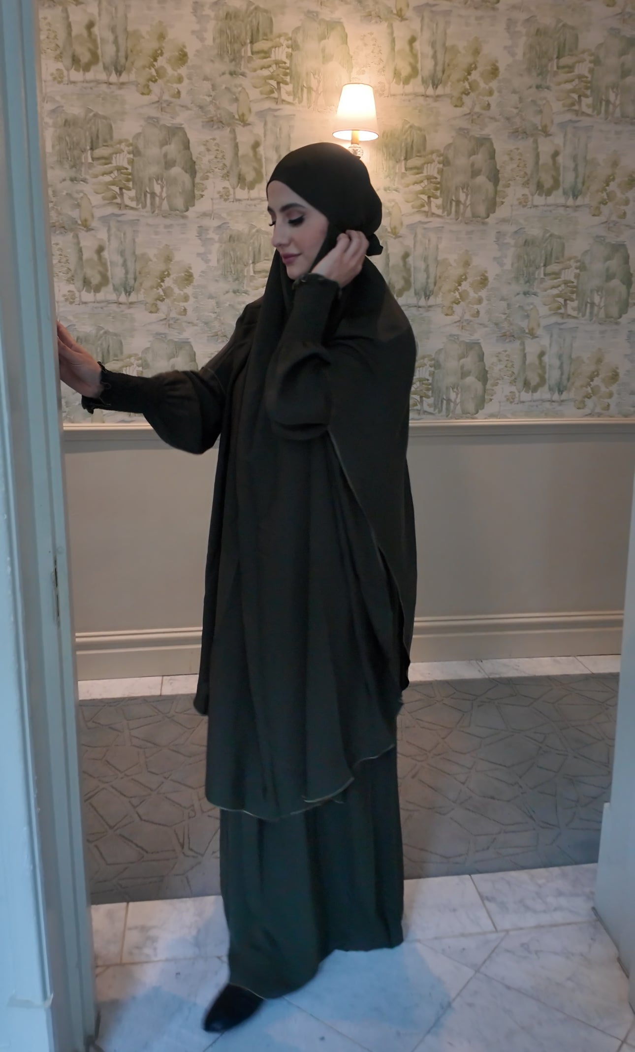 Army Green Nada fabric Jilbab with long sleeve inner