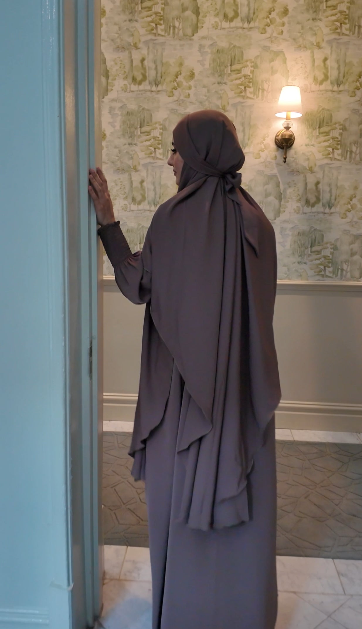 Light Brown Nada fabric Jilbab with long sleeve inner