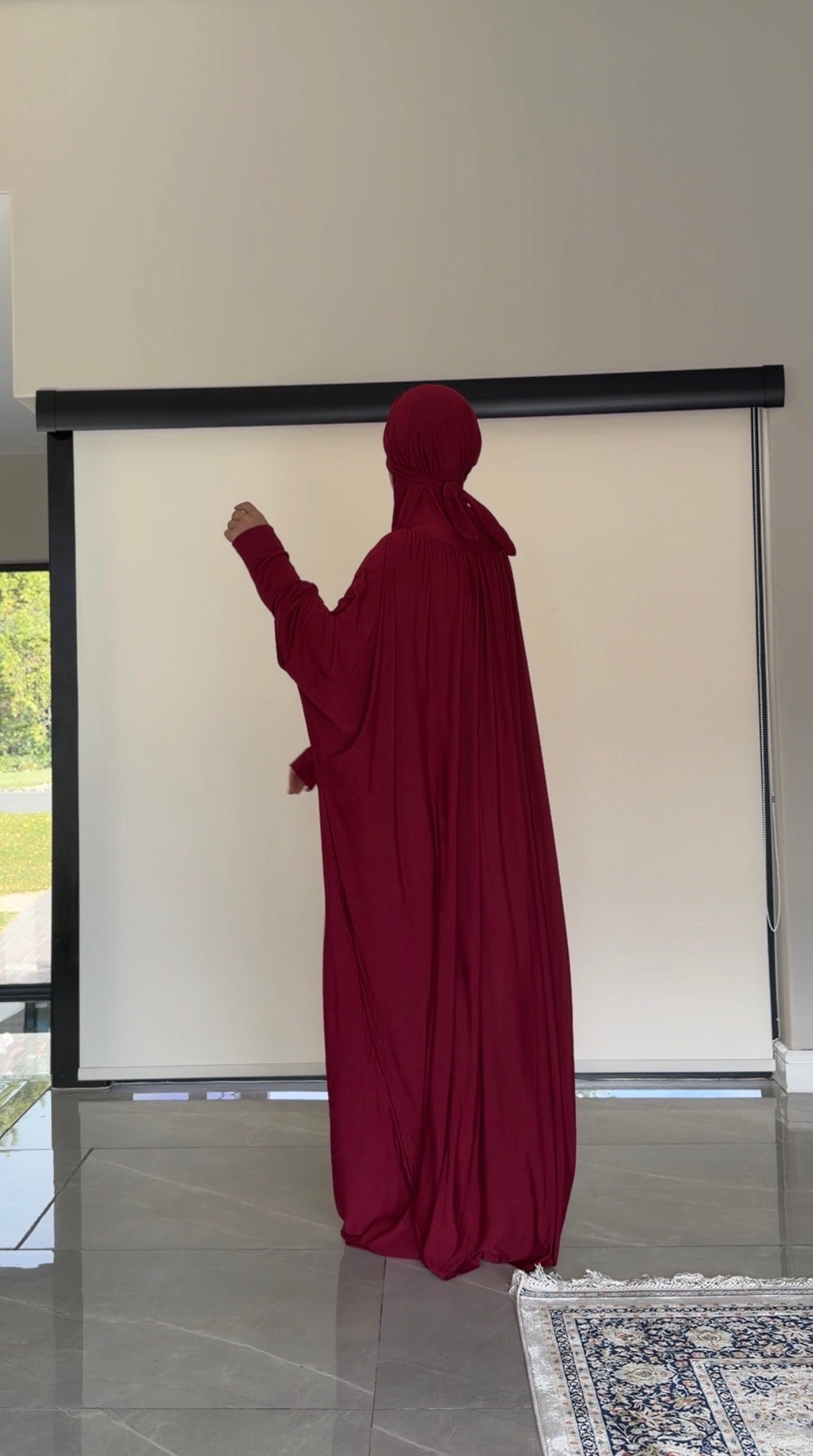 Maroon stretch long jilbaab