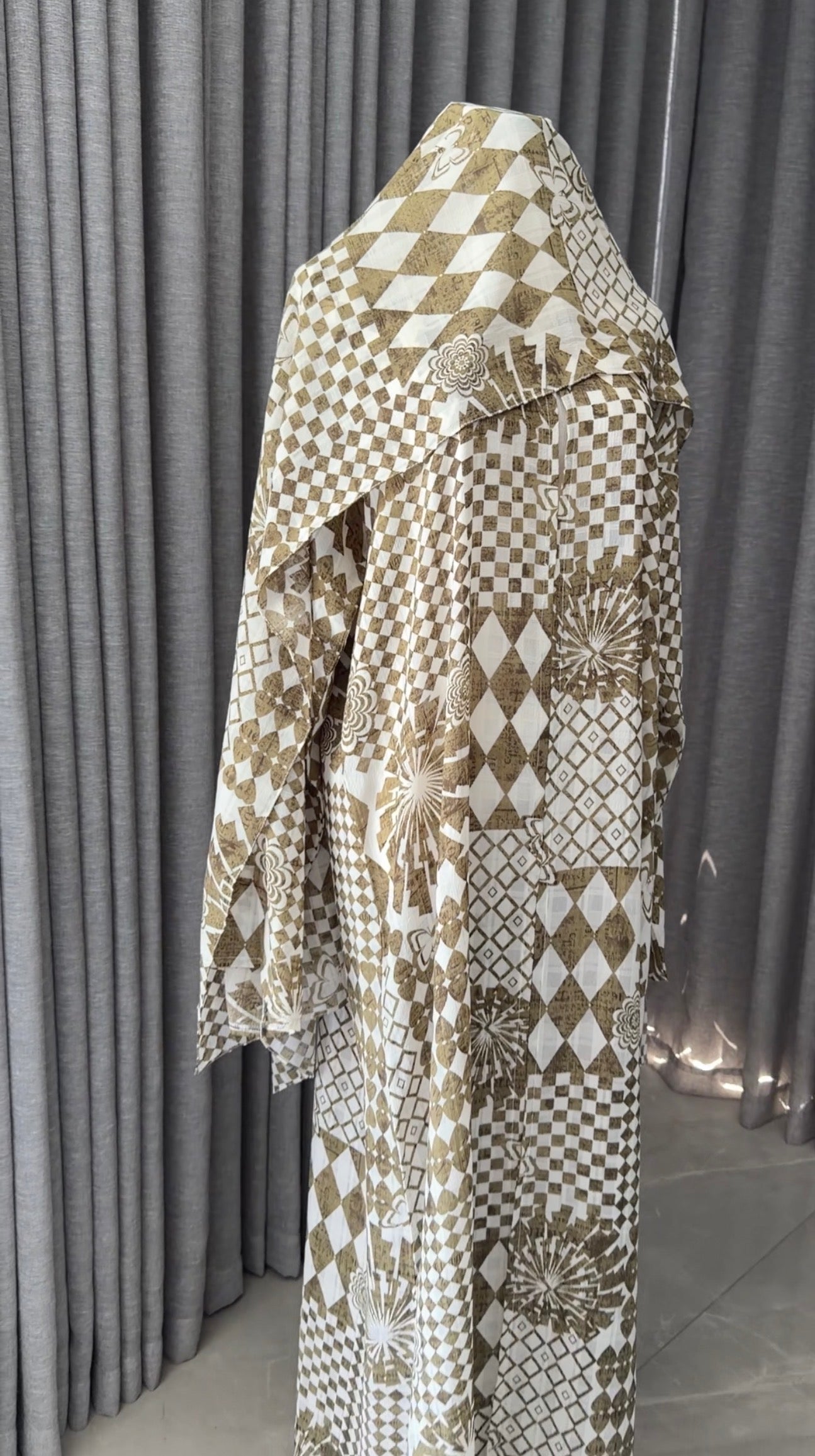 Army Green Geometric Abayah